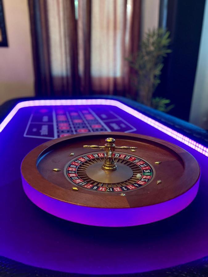 Apartmán Capsule Casino - Jacuzzi - Billard - Netflix - Console & Jeux Mons Exteriér fotografie